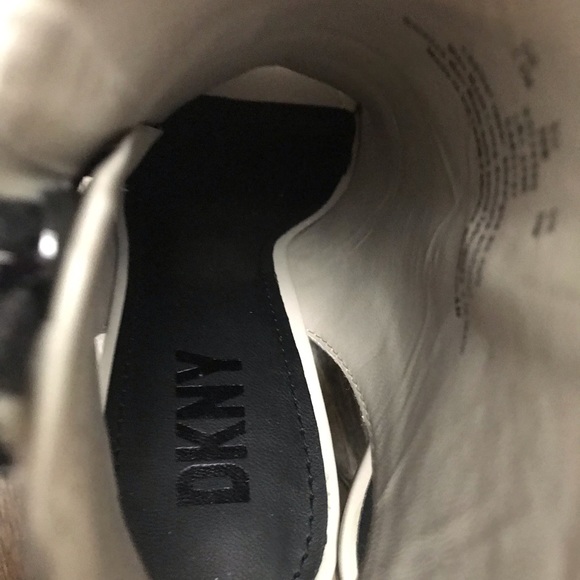 DKNY WOMEN MALIA SQUARE TOE ZIP SHOES. NEVER WORN . CLASSY & STYLISH, SIZE 11 - Picture 4 of 9